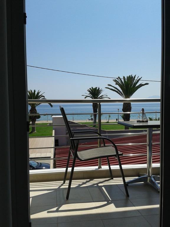 Sea To See Néa Péramos Δωμάτιο φωτογραφία