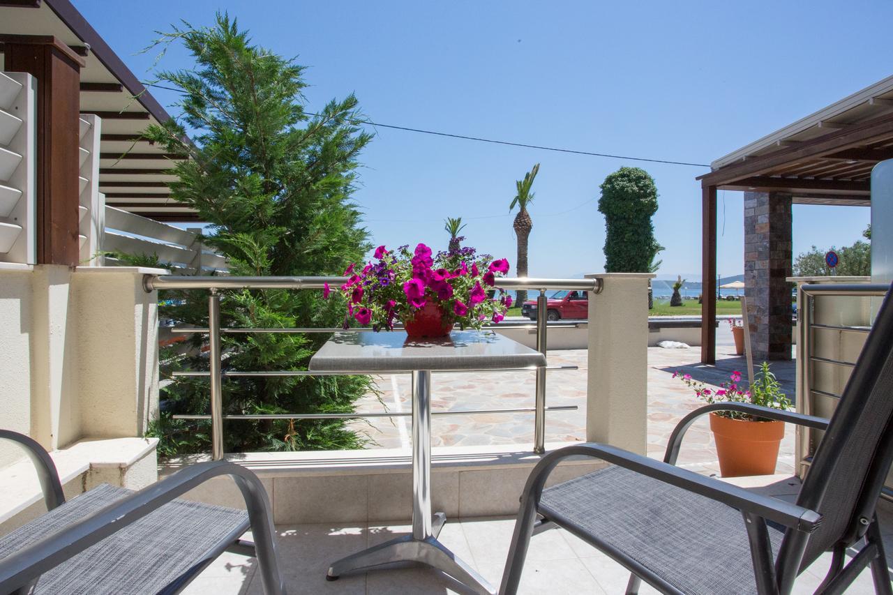 Sea To See Néa Péramos Εξωτερικό φωτογραφία